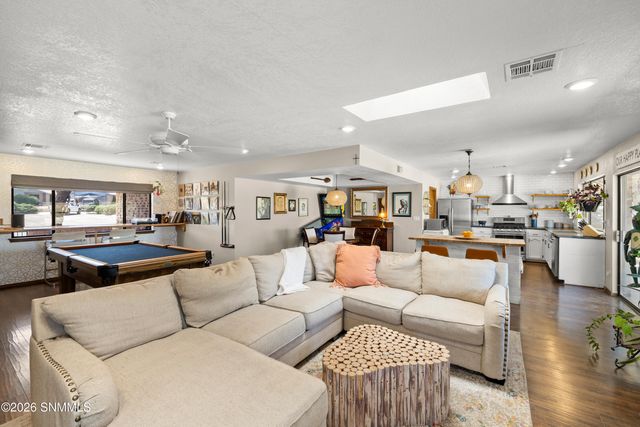 1655 Candlelight Drive, Las Cruces, NM 88011