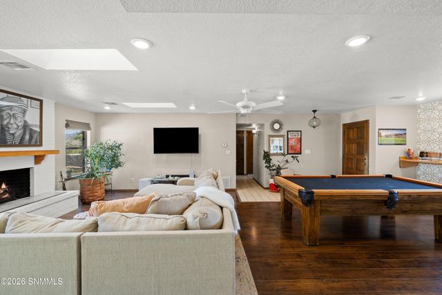 1655 Candlelight Drive, Las Cruces, NM 88011