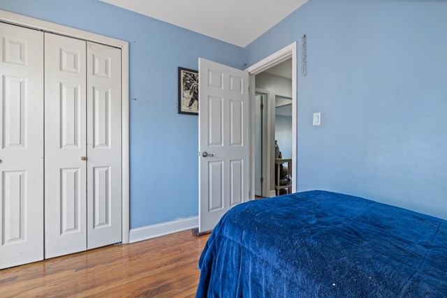 8422 W 45th Street, Lyons, IL 60534