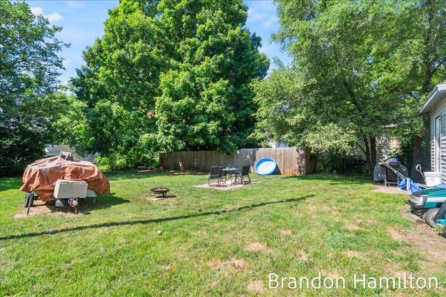 107 W Center Street, Belding, MI 48809