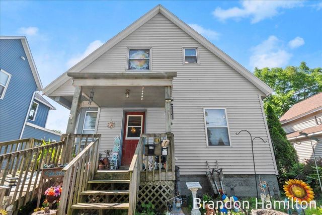 107 W Center Street, Belding, MI 48809