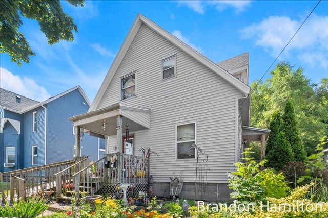 107 W Center Street, Belding, MI 48809