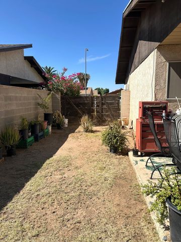 1721 W Camino Soledad, Yuma, AZ 85364