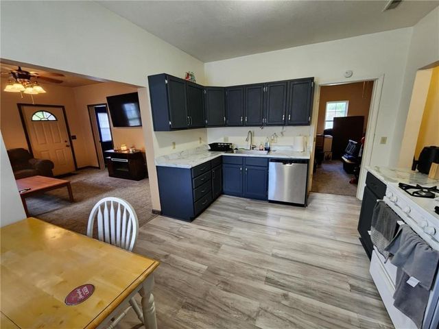 602 Grover Street, Warrensburg, MO 64093