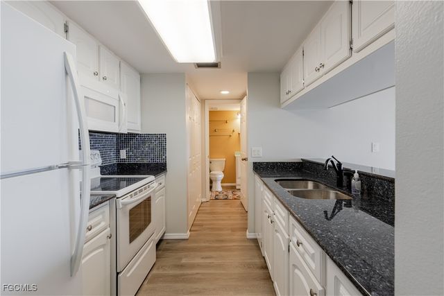 2875 Palm Beach BLVD 607, Fort Myers, FL 33916