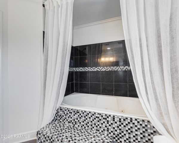 412 Normandy Road, Lafayette, LA 70503