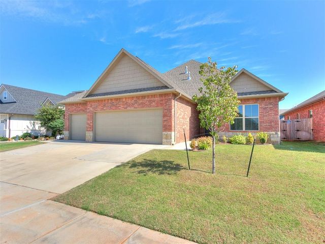 404 Braxton Way, Yukon, OK 73099