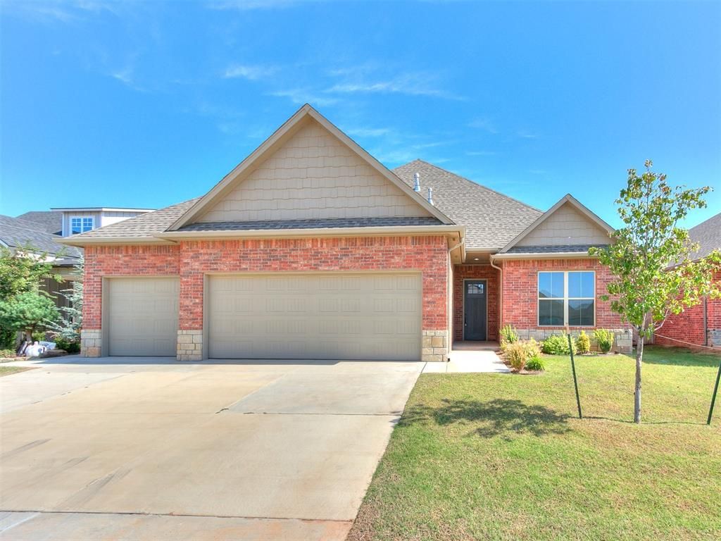 404 Braxton Way, Yukon, OK 73099