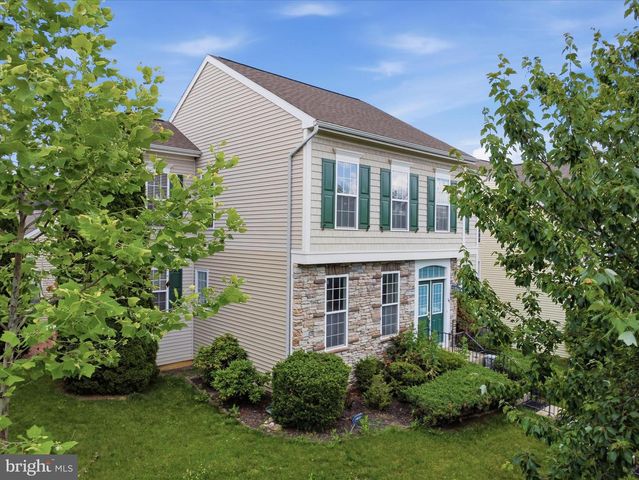 58 BATTLEFIELD DR, Charles Town, WV 25414