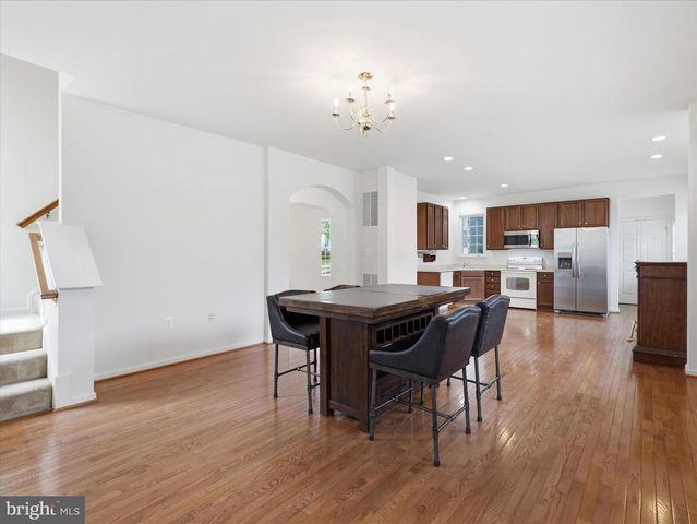 58 BATTLEFIELD DR, Charles Town, WV 25414