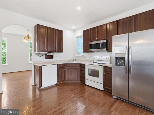 58 BATTLEFIELD DR, Charles Town, WV 25414