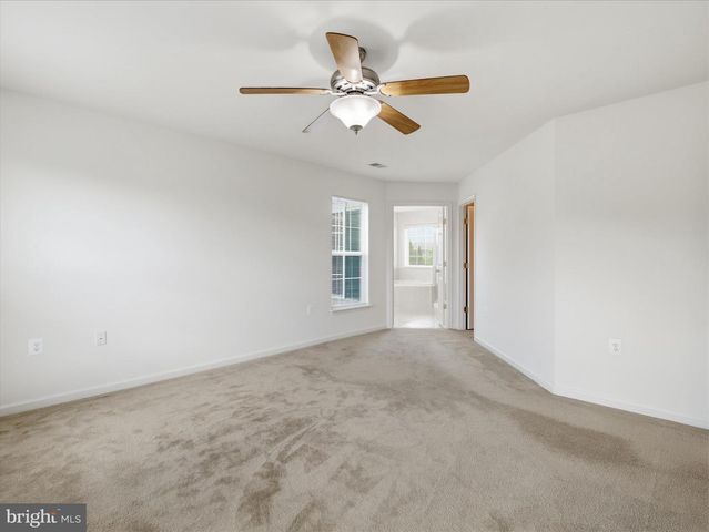 58 BATTLEFIELD DR, Charles Town, WV 25414