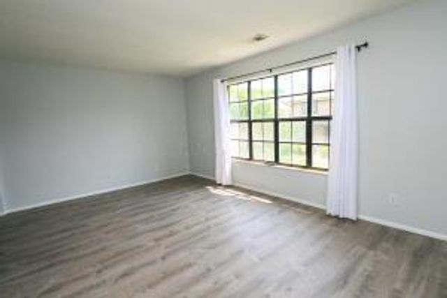 92 Stornoway Drive W, 92B, Columbus, OH 43213
