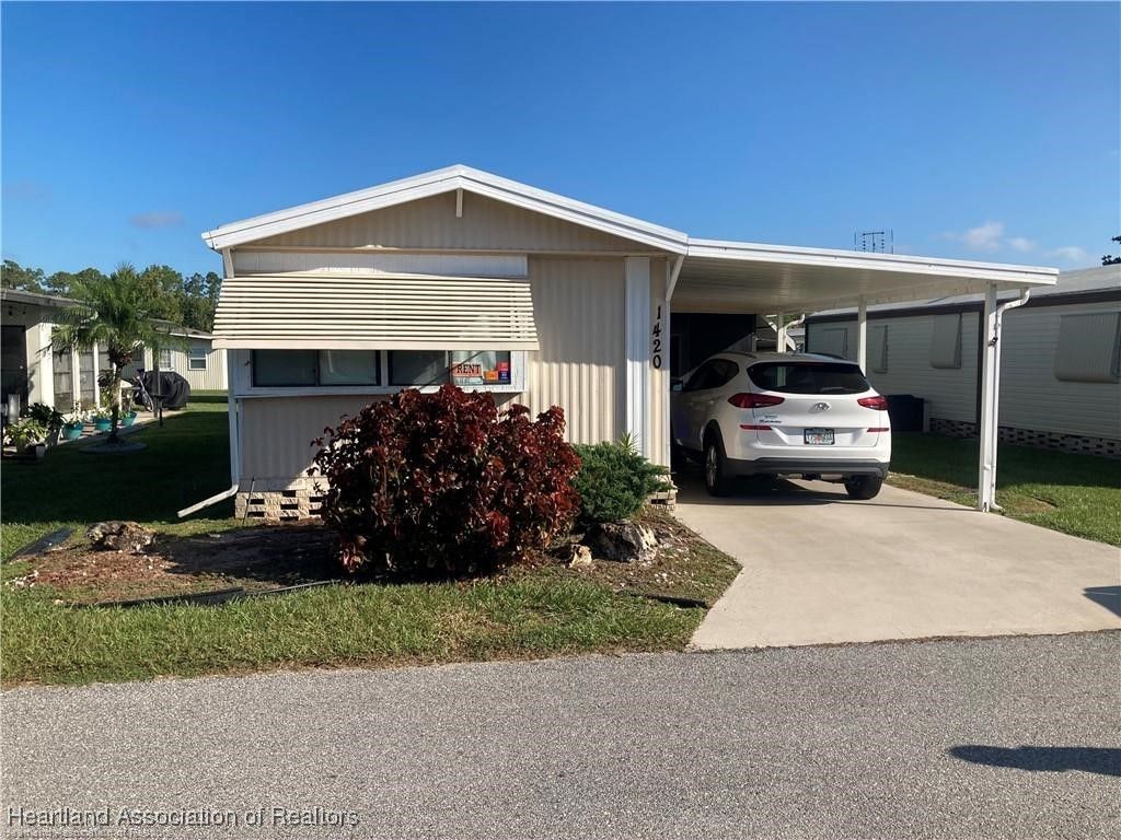 1420 Whisper Circle, Sebring, FL 33870