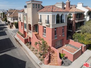 4818 Roma Court, Marina Del Rey, CA 90292