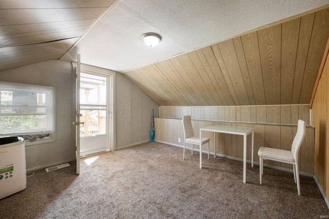 108 N Claypool Road, Muncie, IN 47303