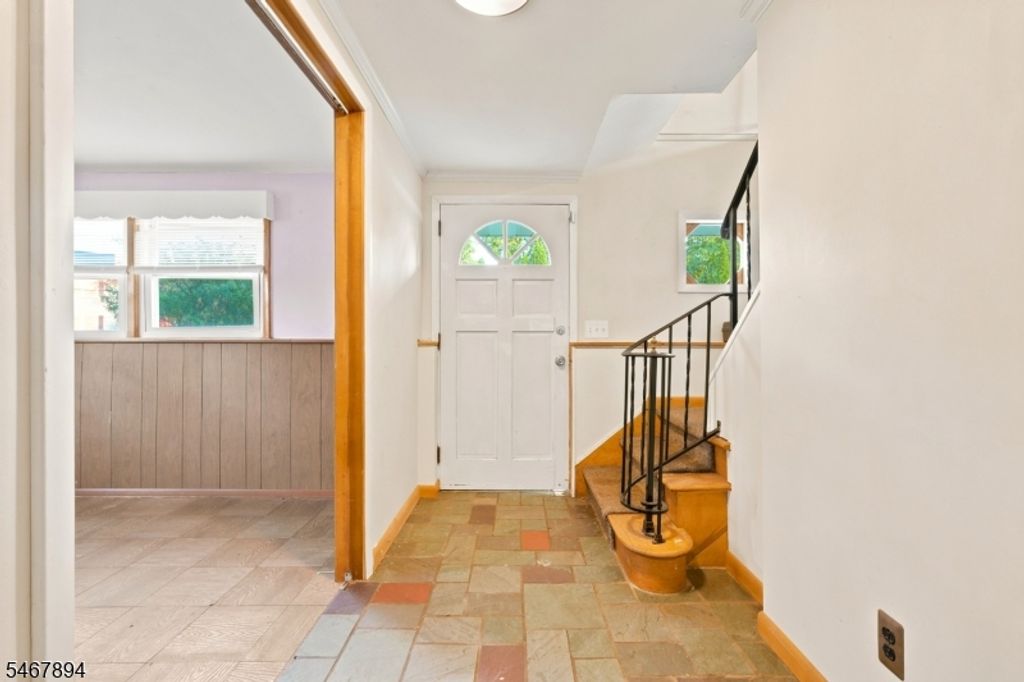 31 Beachwood Rd, Parsippany-troy Hills Twp., NJ 07054 — photo 2