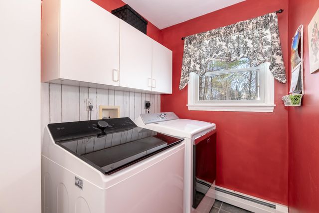 8 Oak Knoll Road, Meredith, NH 03253