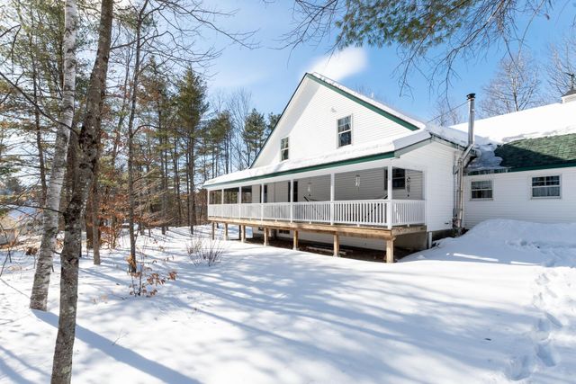 8 Oak Knoll Road, Meredith, NH 03253