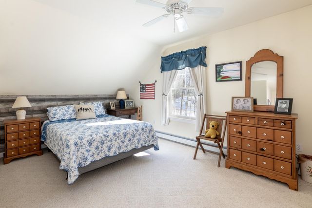 8 Oak Knoll Road, Meredith, NH 03253