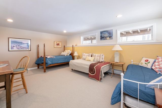 8 Oak Knoll Road, Meredith, NH 03253