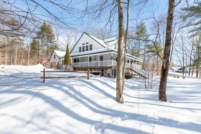 8 Oak Knoll Road, Meredith, NH 03253