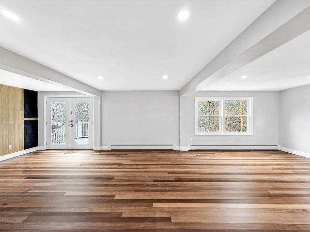 21 Burlington Rd, Billerica, MA 01821