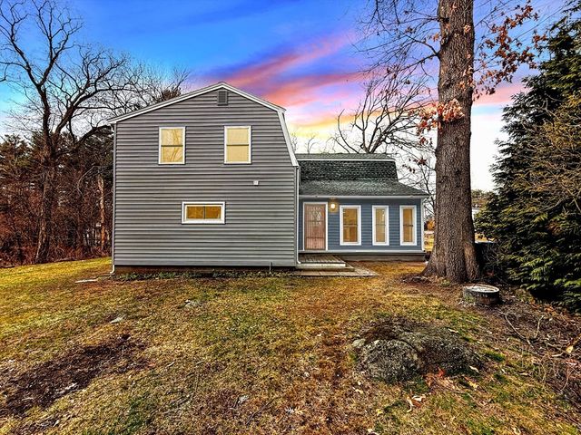 21 Burlington Rd, Billerica, MA 01821