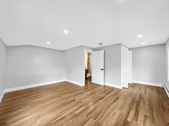 21 Burlington Rd, Billerica, MA 01821