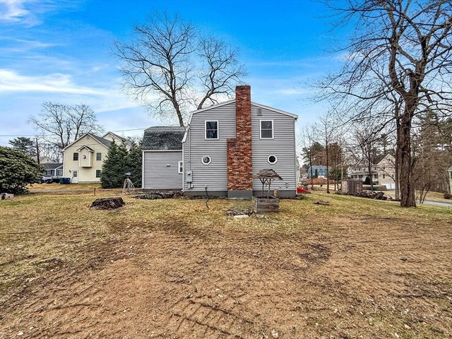 21 Burlington Rd, Billerica, MA 01821