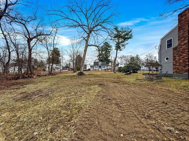 21 Burlington Rd, Billerica, MA 01821