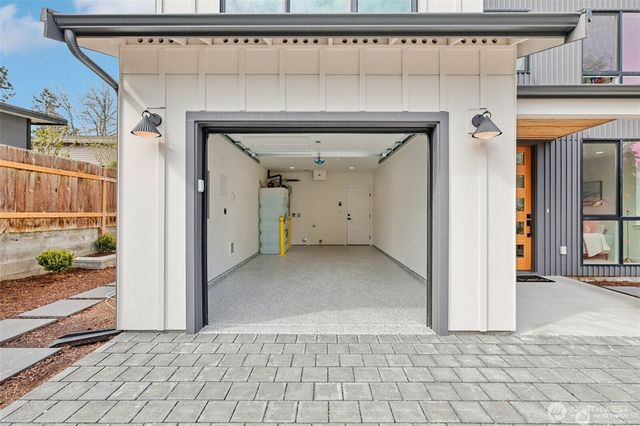 20205 5th Avenue NW, Shoreline, WA 98177