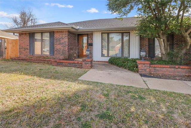 2020 Lankestar Place, Yukon, OK 73099