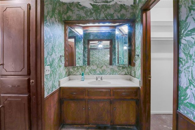 2020 Lankestar Place, Yukon, OK 73099