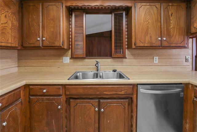 2020 Lankestar Place, Yukon, OK 73099