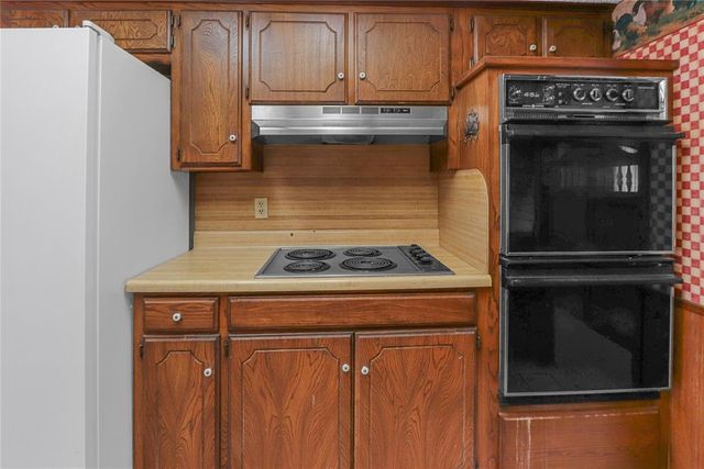 2020 Lankestar Place, Yukon, OK 73099