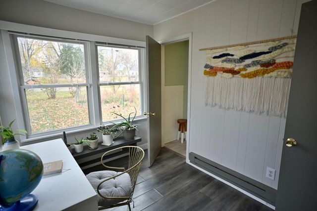 301 19th Avenue N, Hopkins, MN 55343