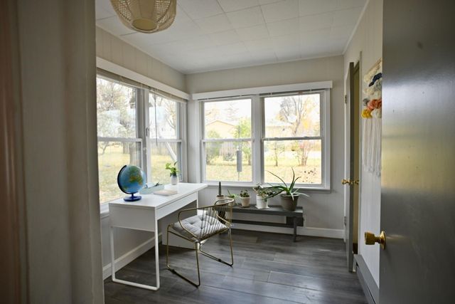 301 19th Avenue N, Hopkins, MN 55343