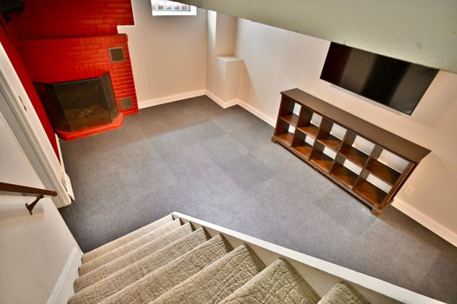 301 19th Avenue N, Hopkins, MN 55343