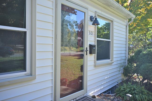 301 19th Avenue N, Hopkins, MN 55343