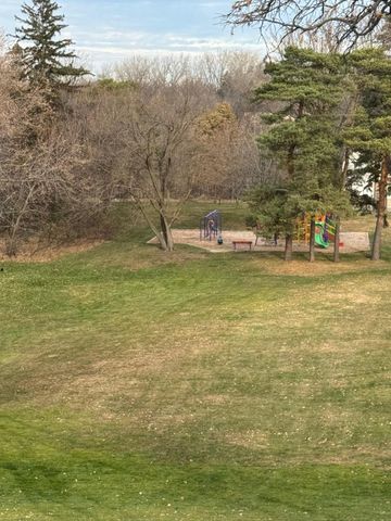 301 19th Avenue N, Hopkins, MN 55343