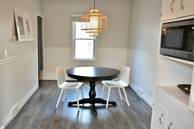 301 19th Avenue N, Hopkins, MN 55343