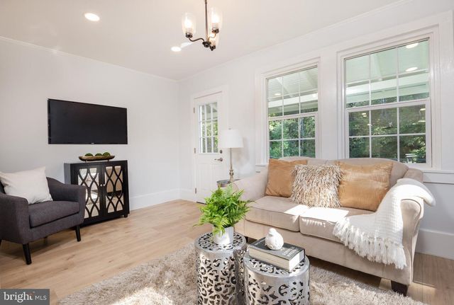 107 ROCK RIDGE RD, Ottsville, PA 18942