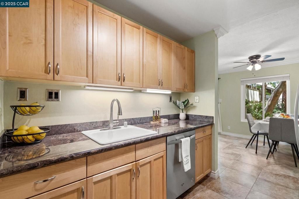 2704 Oak Road 80, Walnut Creek, CA 94597