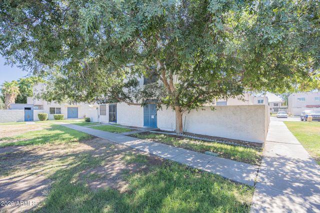 5214 N 42ND Parkway, Phoenix, AZ 85019