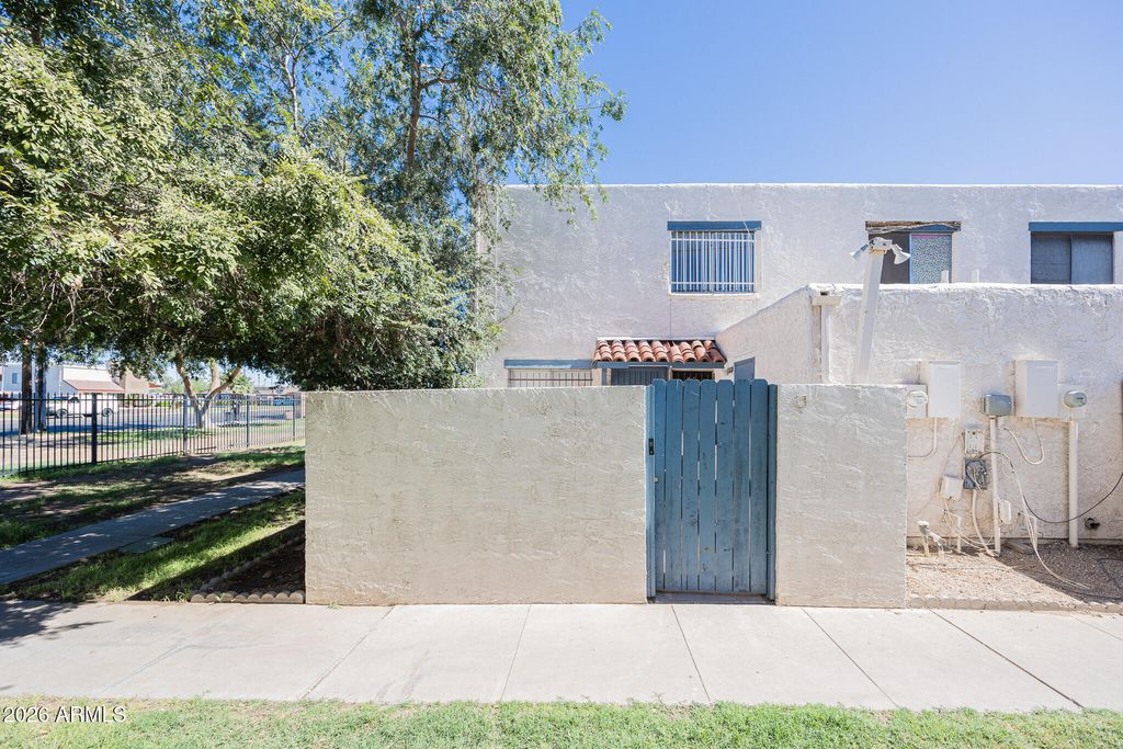 5214 N 42ND Parkway, Phoenix, AZ 85019