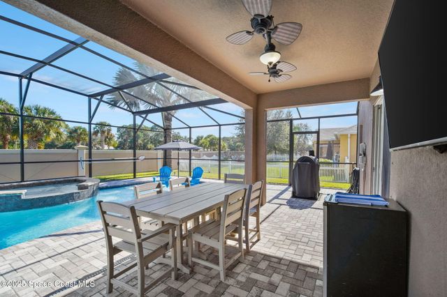 2028 Snapdragon Drive NW, Palm Bay, FL 32907