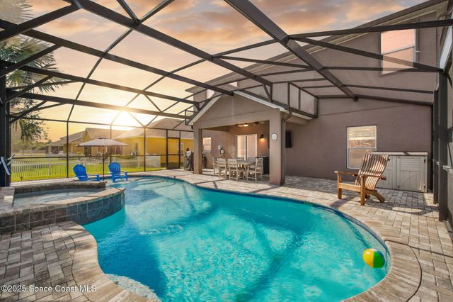 2028 Snapdragon Drive NW, Palm Bay, FL 32907