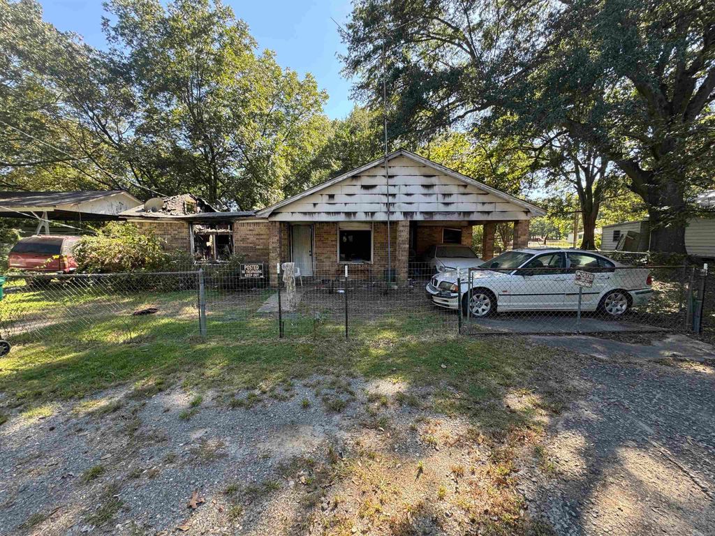 5812 Windham, White Hall, AR 71602