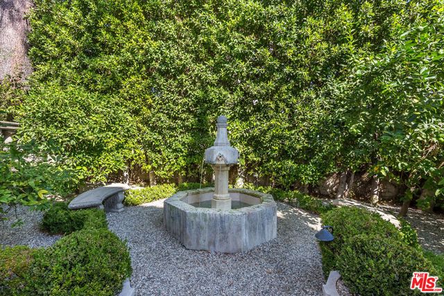 10335 Wilshire Boulevard, Los Angeles, CA 90024